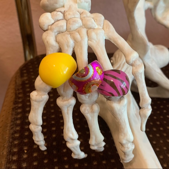 🌟pink & gold circle chunky ring🌟 - Picture 5 of 5